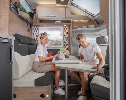 KNAUS TOURER VAN