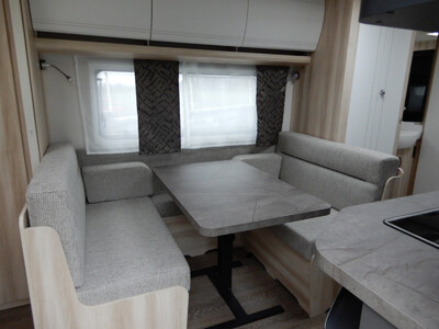 HOBBY De Luxe 540 KMFe (11)