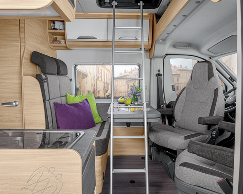 KNAUS CAMPER VAN POP-UP ROOF