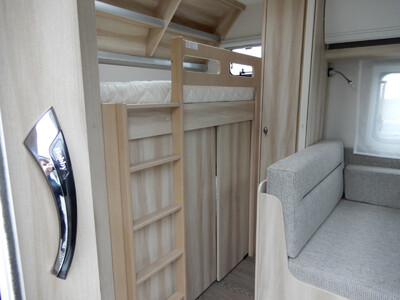 HOBBY De Luxe 540 KMFe (11)