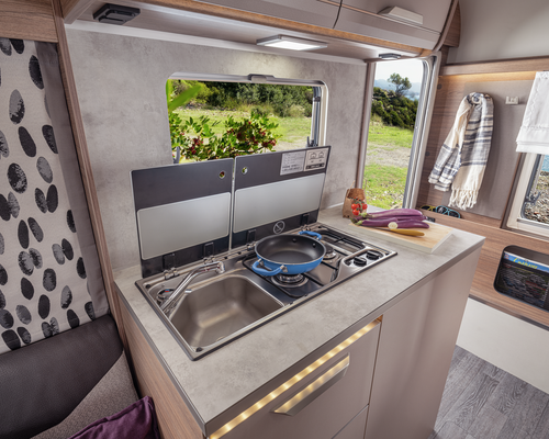 KNAUS TOURER VAN