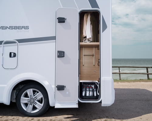WEINSBERG X-CURSION VAN
