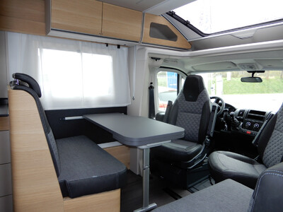 ADRIA Matrix Axess 670 SL (2) 